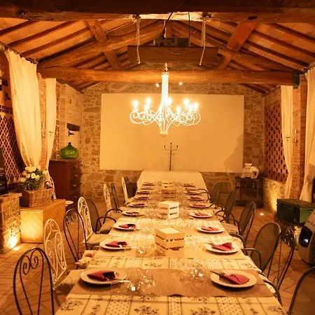 Tenuta Sospesa - Exclusive Villa, Pool & Party Barn Near Tuscany Vila