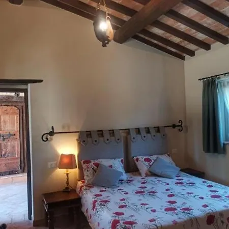 Villa Tenuta Sospesa - Exclusive Villa, Pool & Party Barn Near Tuscany *
