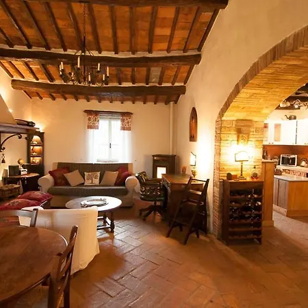 Tenuta Sospesa - Exclusive Villa, Pool & Party Barn Near Tuscany Villa *