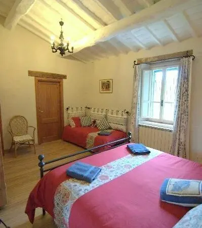 Vila Tenuta Sospesa - Exclusive Villa, Pool & Party Barn Near Tuscany Pietrafitta (Perugia)