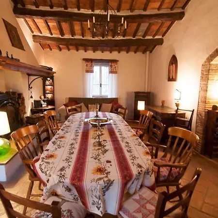 Vila Tenuta Sospesa - Exclusive Villa, Pool & Party Barn Near Tuscany Pietrafitta (Perugia)