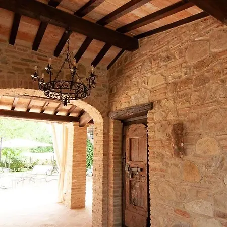 Villa Tenuta Sospesa - Exclusive Villa, Pool & Party Barn Near Tuscany *