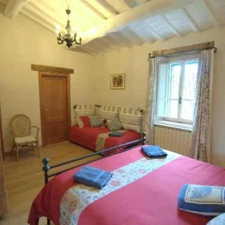 Vila Tenuta Sospesa - Exclusive Villa, Pool & Party Barn Near Tuscany *